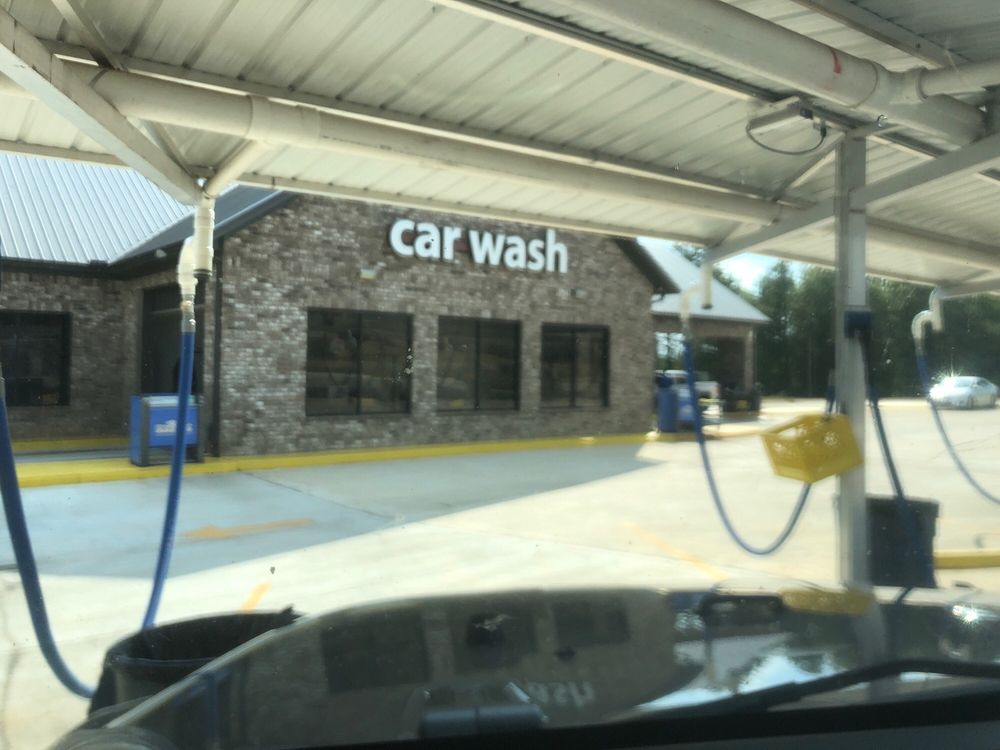 RAINDROP CAR WASH Updated October 2024 41 Larry Gardner Dr, Oxford