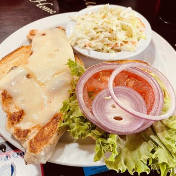 Burgundy Square Cafe - Grilled chicken sandwich - Cafes Near Me - Venice, Florida
