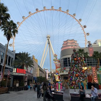 The High Roller - Seen from the Linq promenade - Amusement Parks Near Me - Las Vegas, Nevada The High Roller - Seen from the Linq promenade - Amusement Parks Near Me - Las Vegas, Nevada