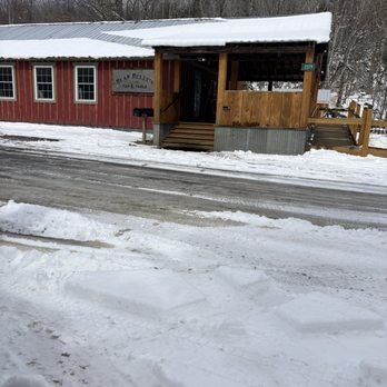 Bear Belly's Tap and Table - Just over the boarder from Madrid in Philips sits this tavern and grill. Heard good things, going to give it a try - Bars Near Me - Phillips, Maine