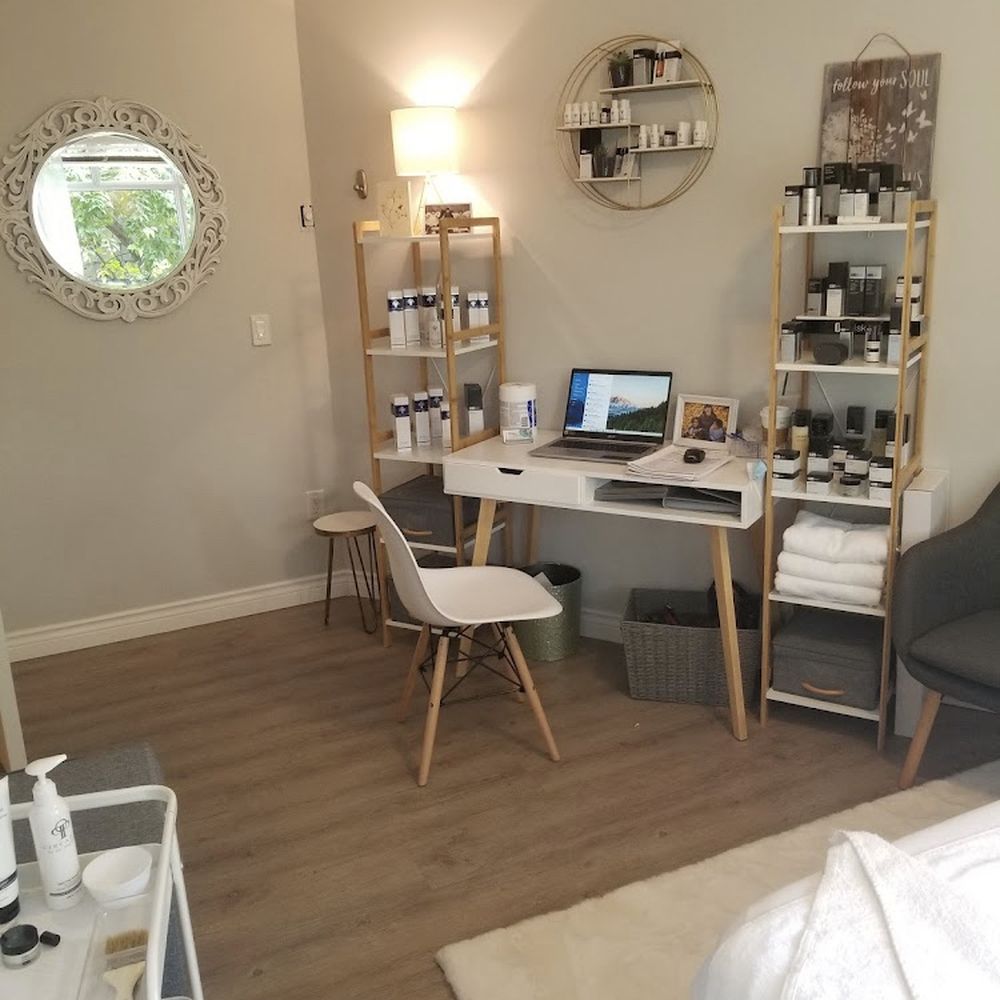 Robyn Jones Skin Care Studio - Studio - Skin Care Near Me - Kelowna, British Columbia Robyn Jones Skin Care Studio - Studio - Skin Care Near Me - Kelowna, British Columbia