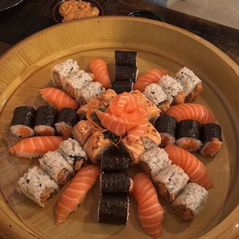 312 Fish Market - Salmon Paradise - Sushi Bars Near Me - Chicago, Illinois 312 Fish Market - Salmon Paradise - Sushi Bars Near Me - Chicago, Illinois