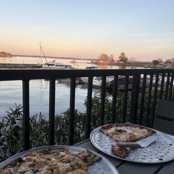 Crust Pizza Co. - Lake Conroe - Beautiful Lake View - Pizza Near Me - Montgomery, Texas Crust Pizza Co. - Lake Conroe - Beautiful Lake View - Pizza Near Me - Montgomery, Texas
