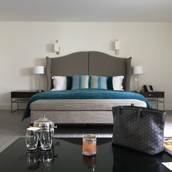 Brown's Hotel - The very comfy bed! - Hotels Near Me - London, XGL