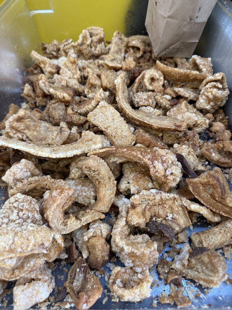 Carnitas & Burritos Yoni