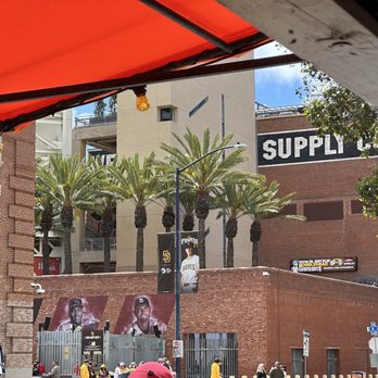Lucky's Lunch Counter - Great view of Petco Park! - Breakfast & Brunch Near Me - San Diego, California Lucky's Lunch Counter - Great view of Petco Park! - Breakfast & Brunch Near Me - San Diego, California