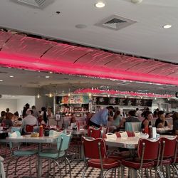 Sunliner Diner