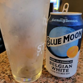Rosati's Pizza Pub and Sports Bar - This is the way to enjoy non-alcoholic beer! - Italian Near Me - San Diego, California