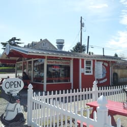 Bob's Chowder Bar - The old store before they added on.