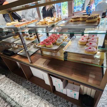 Donut Cream - Donuts Near Me - Fort Lauderdale, Florida