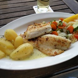 Gasthaus Zur Domtreppe - Zanderfilet mit Limonensauce