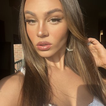 New England Beauty Salon - With light makeup applied to the brow for extra definition. - Waxing Near Me - Canton, Massachusetts New England Beauty Salon - With light makeup applied to the brow for extra definition. - Waxing Near Me - Canton, Massachusetts