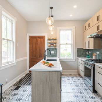 Noble Builder - a kitchen with a center island - General Contractors Near Me - Lincolnwood, Illinois Noble Builder - a kitchen with a center island - General Contractors Near Me - Lincolnwood, Illinois