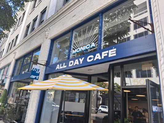 Monica Café by null