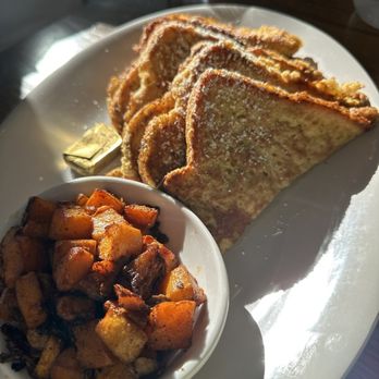 Daily Dose - French toast- so tasty - Breakfast & Brunch Near Me - Scottsdale, Arizona