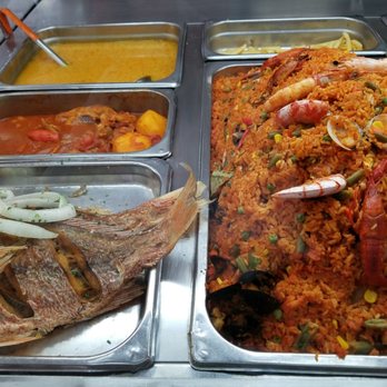 El Palacio De Los Jugos - Seafood display - Cuban Near Me - Hialeah, Florida