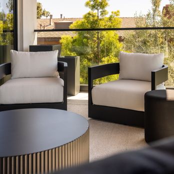LUX Home Decor - Newport Beach Property - Modern Sleek - Interior Design Near Me LUX Home Decor - Newport Beach Property - Modern Sleek - Interior Design Near Me