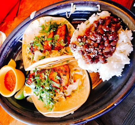 Hula's Island Grill by null