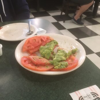 Metro Diner - My scrap plate of tomato and avacado. - American Near Me - Altamonte Springs, Florida Metro Diner - My scrap plate of tomato and avacado. - American Near Me - Altamonte Springs, Florida