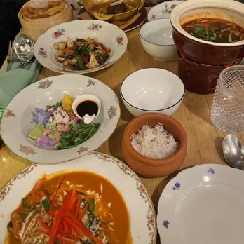 Kiin - Tom Yum, Rice Salad, Stir-fried Vegetables, Boombai Short Rib, Penang Fosh - Thai Near Me - Toronto, Ontario Kiin - Tom Yum, Rice Salad, Stir-fried Vegetables, Boombai Short Rib, Penang Fosh - Thai Near Me - Toronto, Ontario