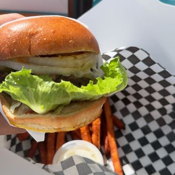Pocket Burger Shack - OC Burger with grilled onions - Burgers Near Me - Sunset Beach, California