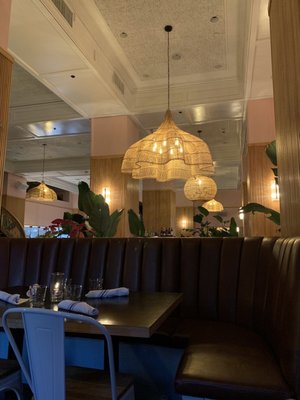 Birdcage Hollywood by null