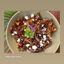 Lou Cafe - Chilaquiles