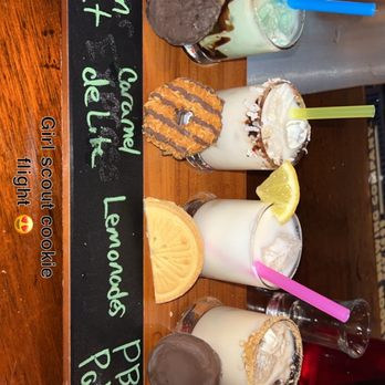 Palmerton Pub - Girl scout cookies flight - Pubs Near Me - Palmerton, Pennsylvania Palmerton Pub - Girl scout cookies flight - Pubs Near Me - Palmerton, Pennsylvania