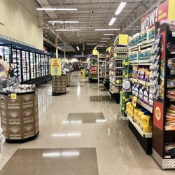 Hannaford Supermarkets - Hannaford Hudson Falls NY. Very clean and well kept.