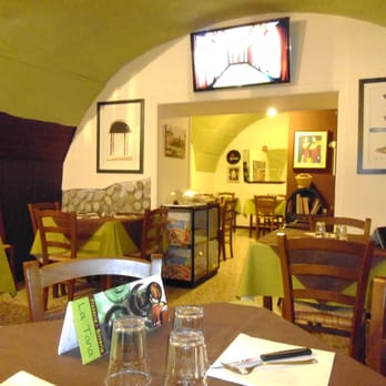 La Tana - Italian Near Me - Vasto, CH La Tana - Italian Near Me - Vasto, CH