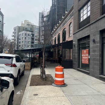 Ainslie - Outside - Beer Gardens Near Me - Brooklyn, New York
