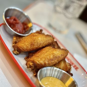 Sing Choi Kee - Fried Chicken Wings - Coffee & Tea Near Me - Malden, Massachusetts Sing Choi Kee - Fried Chicken Wings - Coffee & Tea Near Me - Malden, Massachusetts