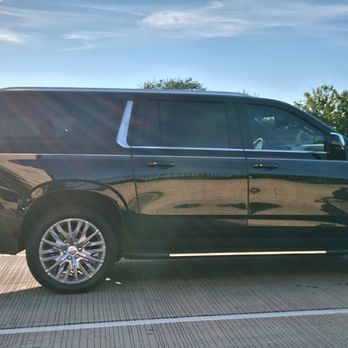The Women's Cab - Airport taxi service from Vernon Hills and Mundelein to O'Hare with premium SUVs." - Taxis Near Me - Long Grove, Illinois The Women's Cab - Airport taxi service from Vernon Hills and Mundelein to O'Hare with premium SUVs." - Taxis Near Me - Long Grove, Illinois