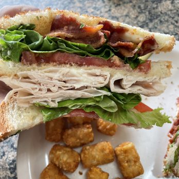 Dudley's - Club - Burgers Near Me - Deland, Florida