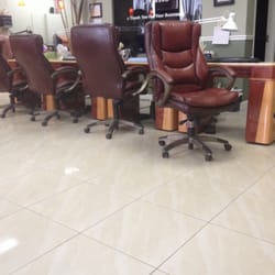 Star Nails - Very quiet and quaint