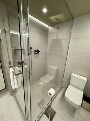 TETRA Hotel, Autograph Collection by null