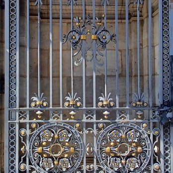 Westfriedhof - Funeral Services & Cemeteries Near Me