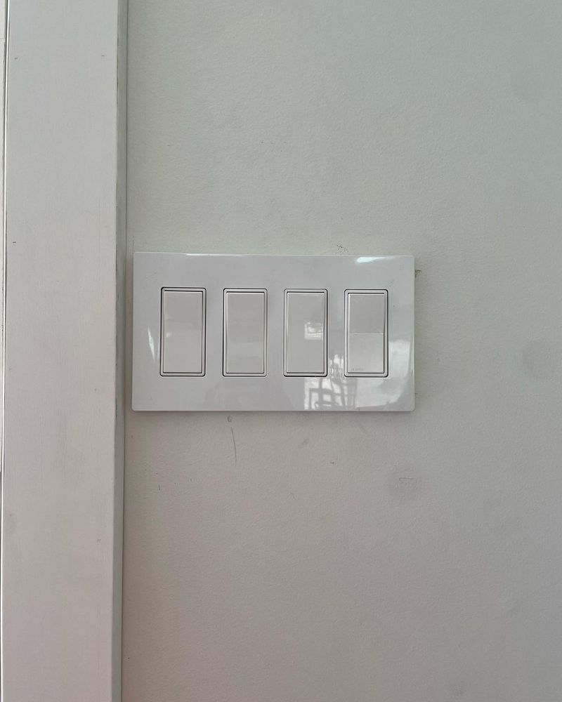 Slide of Fairview St Emergency Electrician