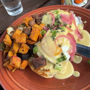 Duluth Grill - Eggs Benedict - Breakfast & Brunch Near Me - Duluth, Minnesota
