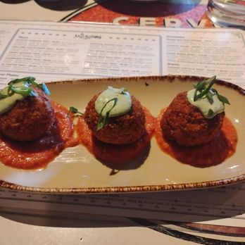 Milagros - Mexican Near Me - Redwood City, California