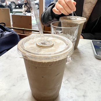 Davelle - Hojicha Latte (Iced) - Japanese Near Me - New York, New York