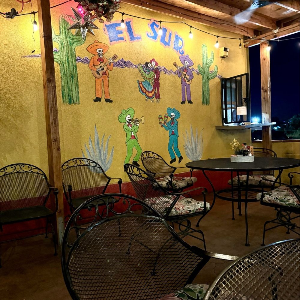 El Sur Restaurant - Ambiance - Mexican Near Me - Tucson, Arizona El Sur Restaurant - Ambiance - Mexican Near Me - Tucson, Arizona