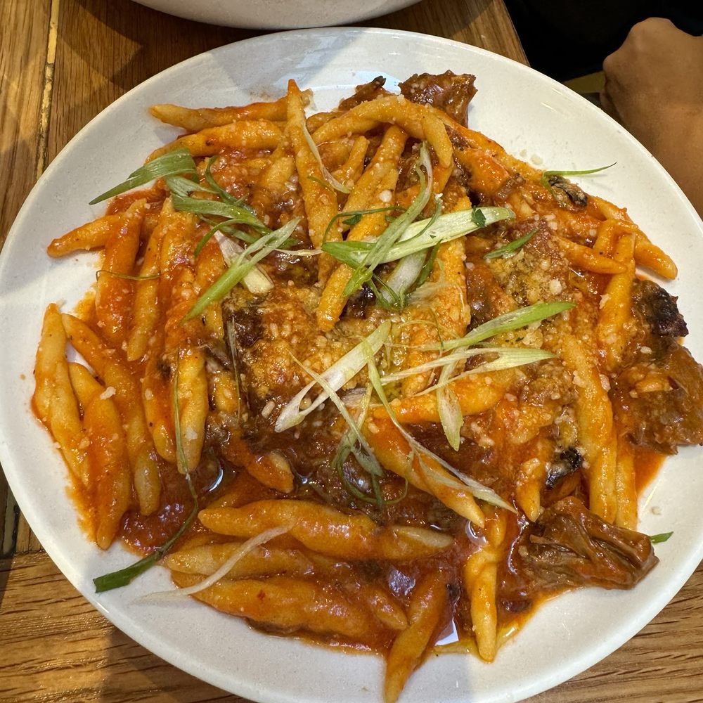 Forma Pasta Factory - Pipette Ragu - Pasta Shops Near Me - Brooklyn, New York Forma Pasta Factory - Pipette Ragu - Pasta Shops Near Me - Brooklyn, New York