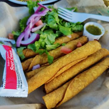 Cali N Tito's - Tacos - Latin American Near Me - Athens, Georgia Cali N Tito's - Tacos - Latin American Near Me - Athens, Georgia