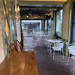 Hen Mother Cookhouse