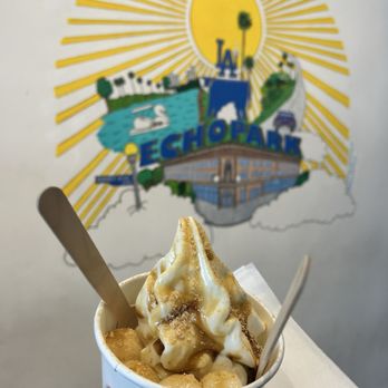 Indigo Cow - Hokkaido Milk Swirl + MBR - Ice Cream & Frozen Yogurt Near Me - Los Angeles, California