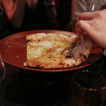 Mirabel - Utrolig godt hvitløksbrød til forrett - Restaurants Near Me - Oslo, 03 Mirabel - Utrolig godt hvitløksbrød til forrett - Restaurants Near Me - Oslo, 03