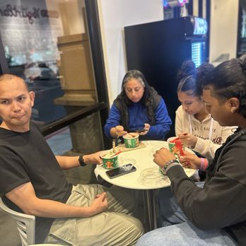 Yogurtland - Friends and The Family Bundle - Ice Cream & Frozen Yogurt Near Me - Henderson, Nevada