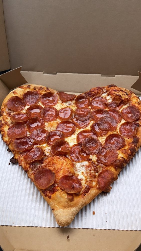 PIZZA HUT Updated October 2024 16 Photos & 35 Reviews 5479 N