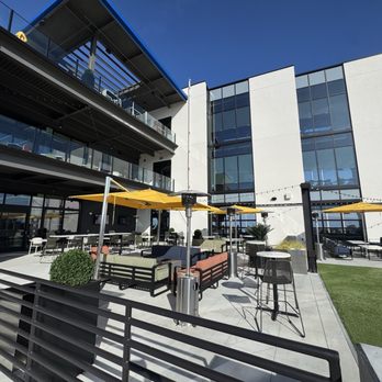 Topgolf - Golf Near Me - Burlingame, California